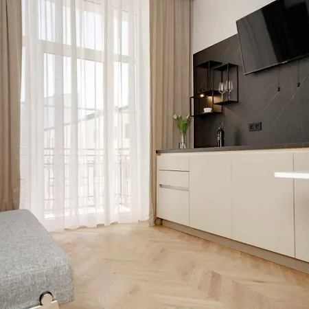 Km Rent Piotrkowska 37